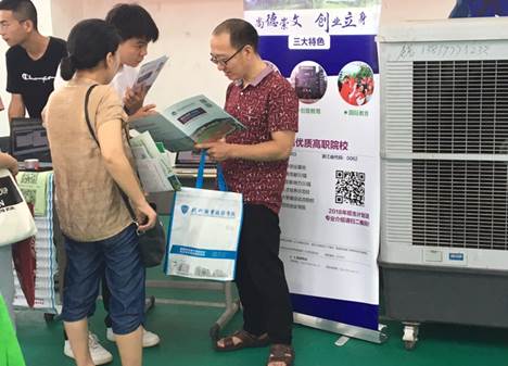 说明: C:\Users\Administrator\Desktop\11E93D2331CAC592226321F3C3814FD4.JPG